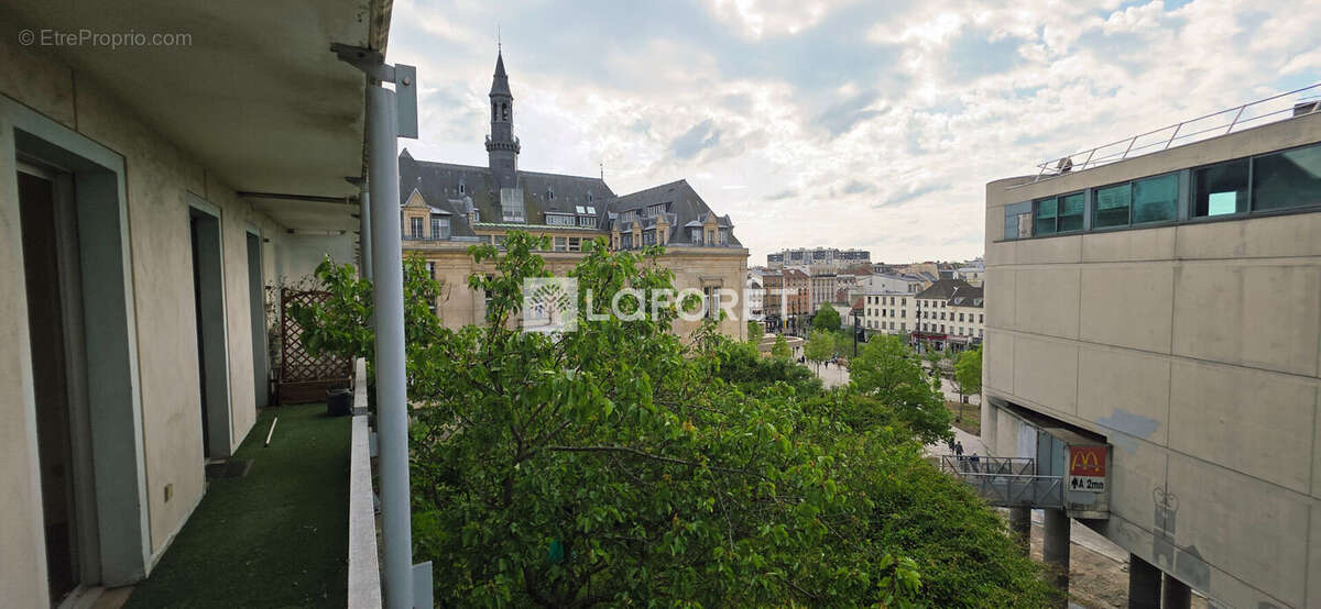 Appartement à SAINT-DENIS