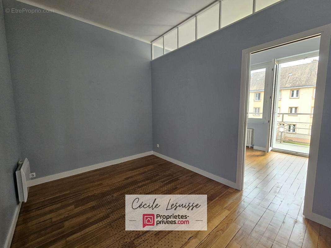 Appartement à NOTRE-DAME-DE-GRAVENCHON