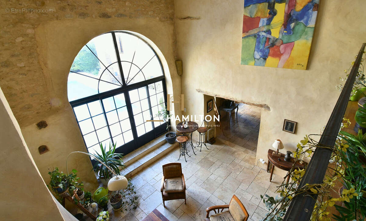 Propriete de campagne avec pigeonnier renove, piscine + poolhouse et dependances - photo 4
