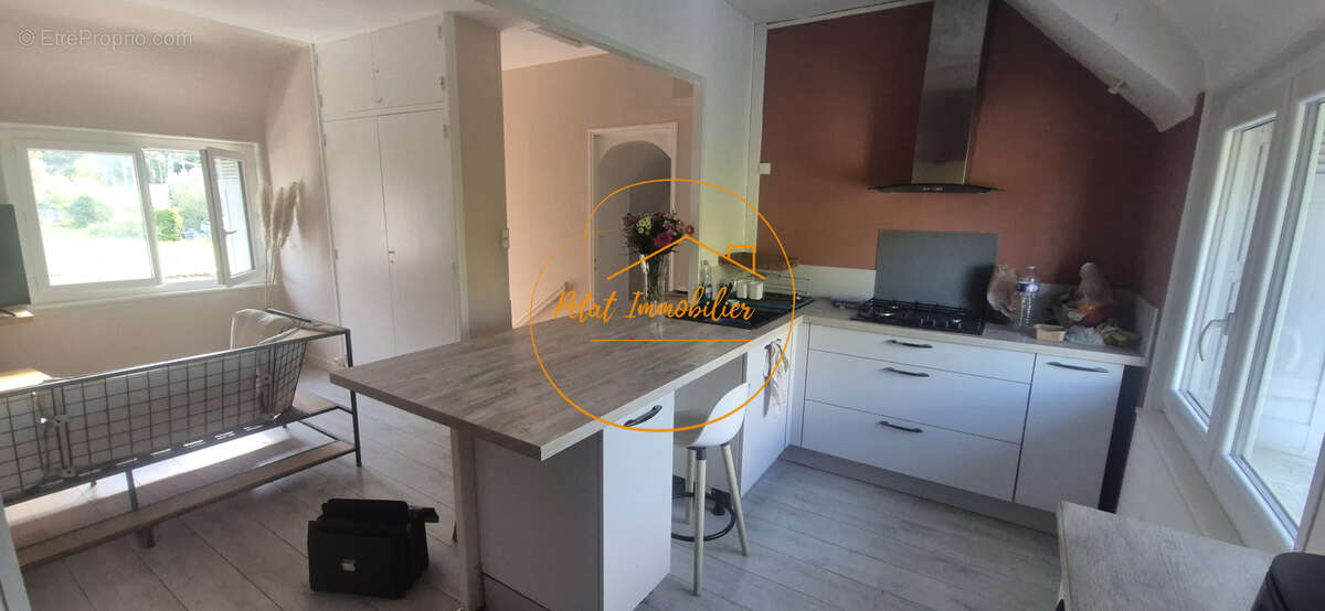 Appartement à SAINT-AY