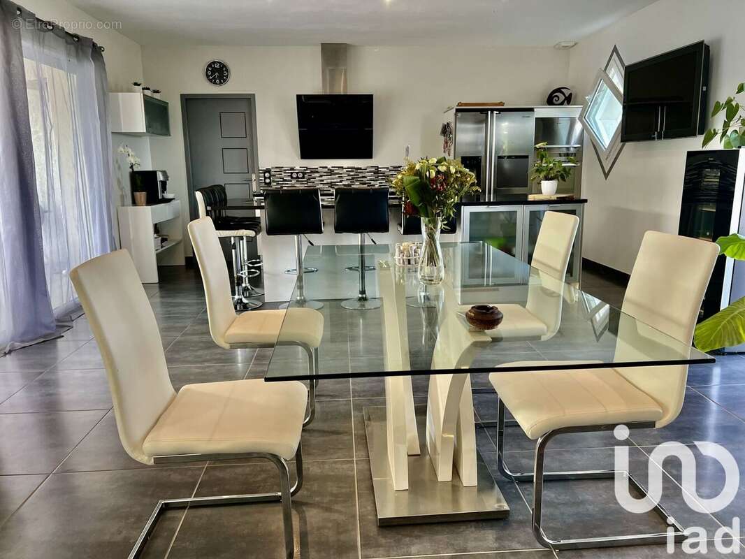 Photo 9 - Maison à ROQUEFORT