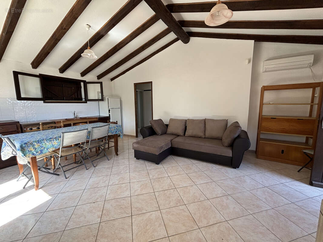 Villa avec piscine et vue panoramique sur la mer et les montagnes environnantes proche de la plage de la Testa - photo 20