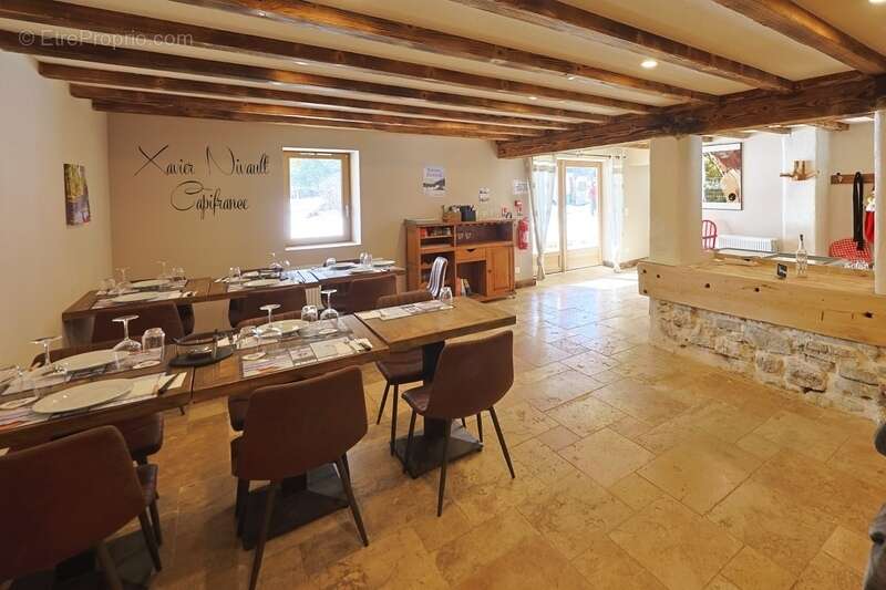 Maison à LE GRAND-ABERGEMENT