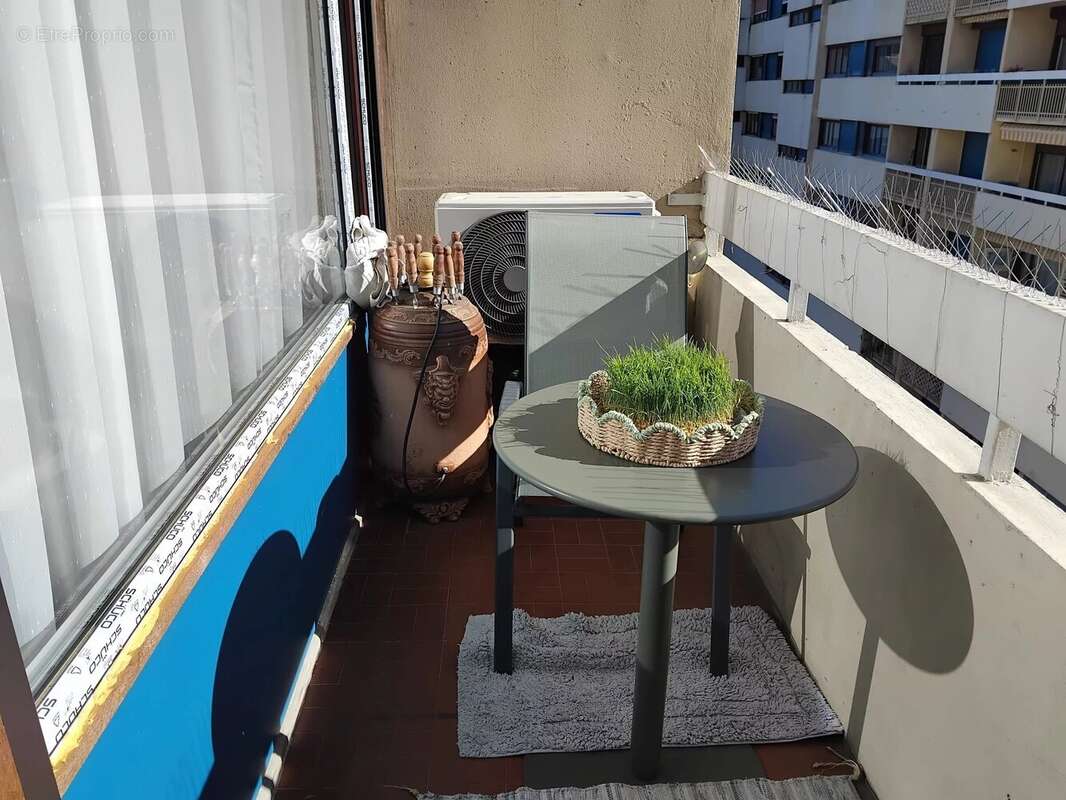 Appartement à MARSEILLE-11E