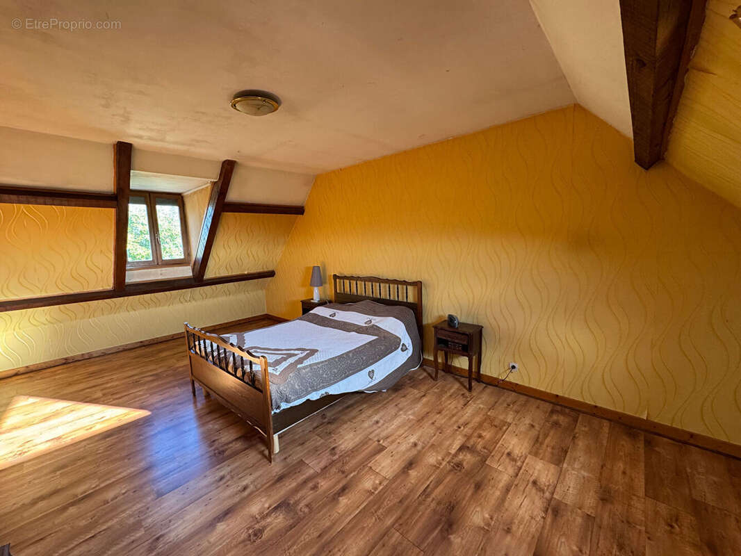 Maison à SAINT-PIERRE-DE-VARENNES