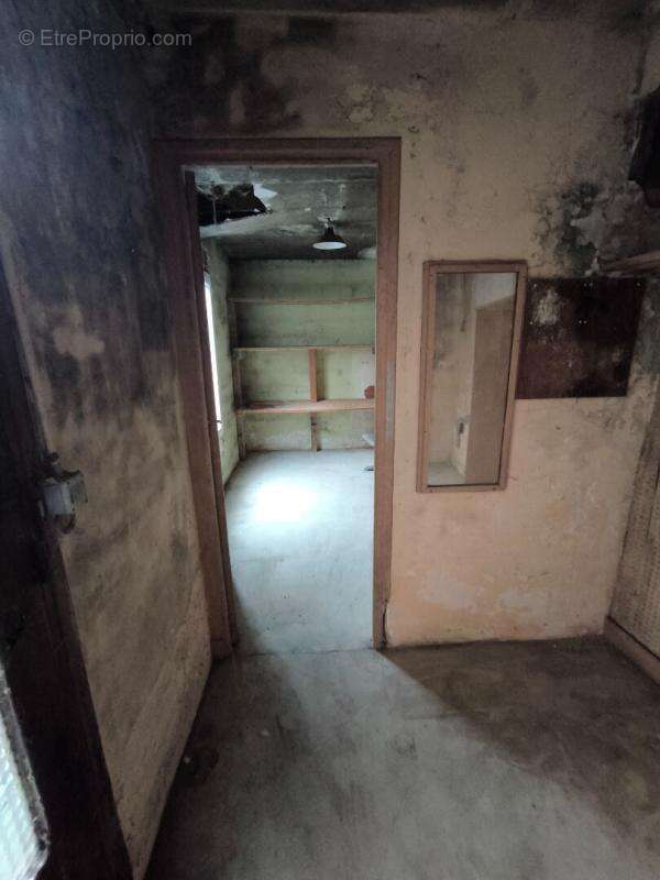 Commerce à ROMENY-SUR-MARNE