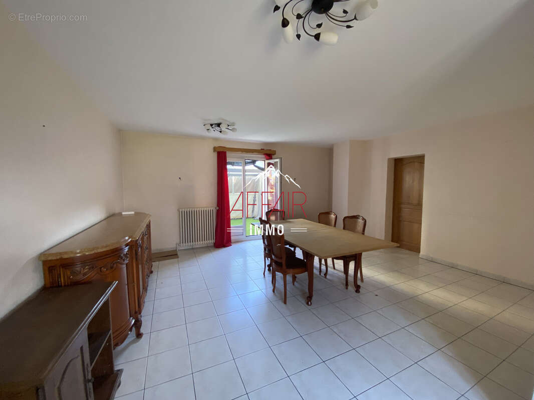 Maison t4 avec un appartement t2 proches commodités - 74240 gaillard - photo 2