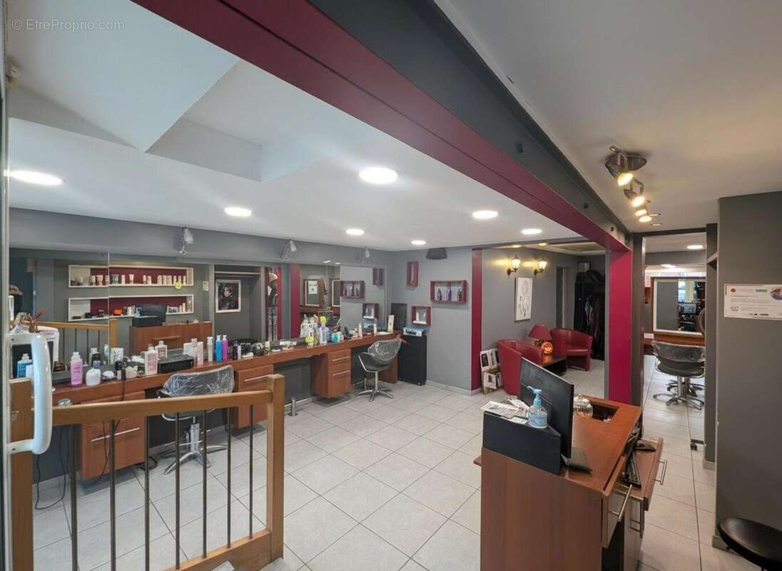 Photo 5 - Commerce à SAINT-JUST-EN-CHAUSSEE