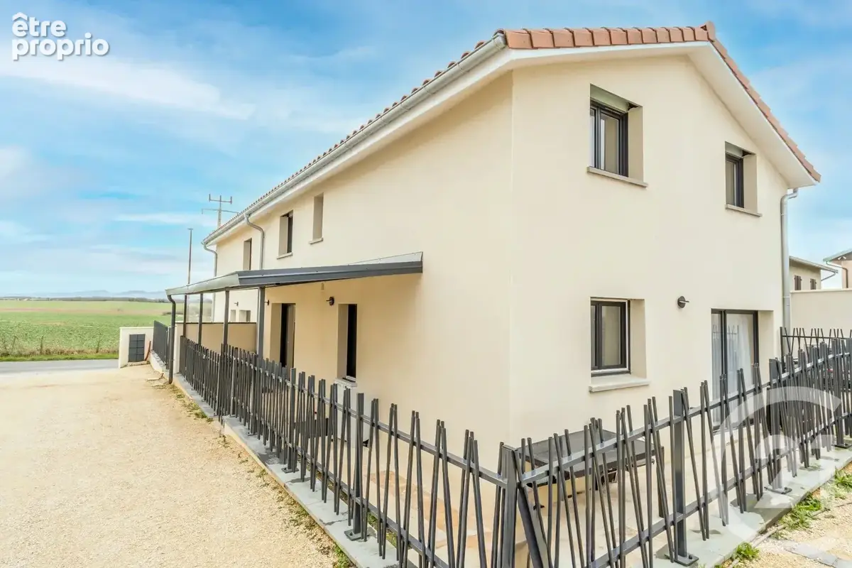 Maison 6 pièces 115 m² à vendre à Miserieux (01600) - photo 1