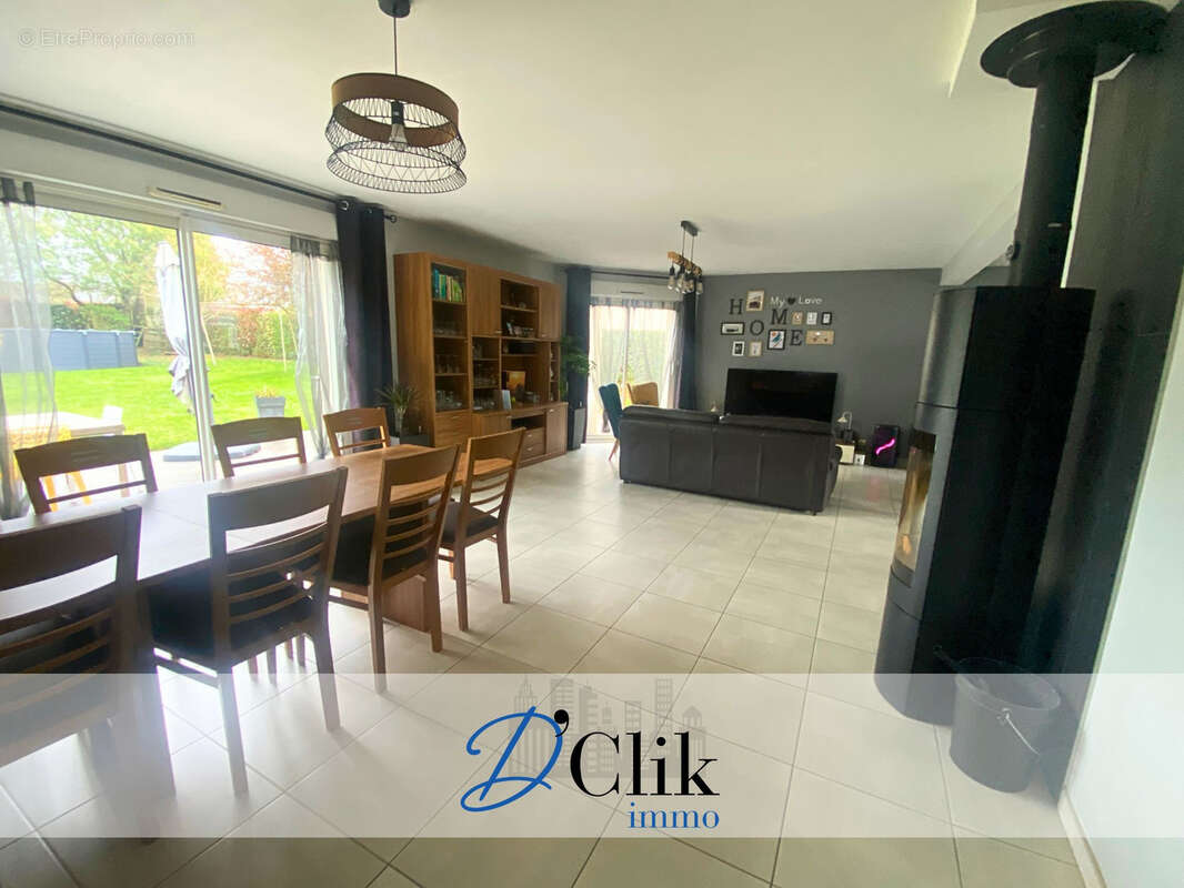 Maison à NUILLE-SUR-VICOIN