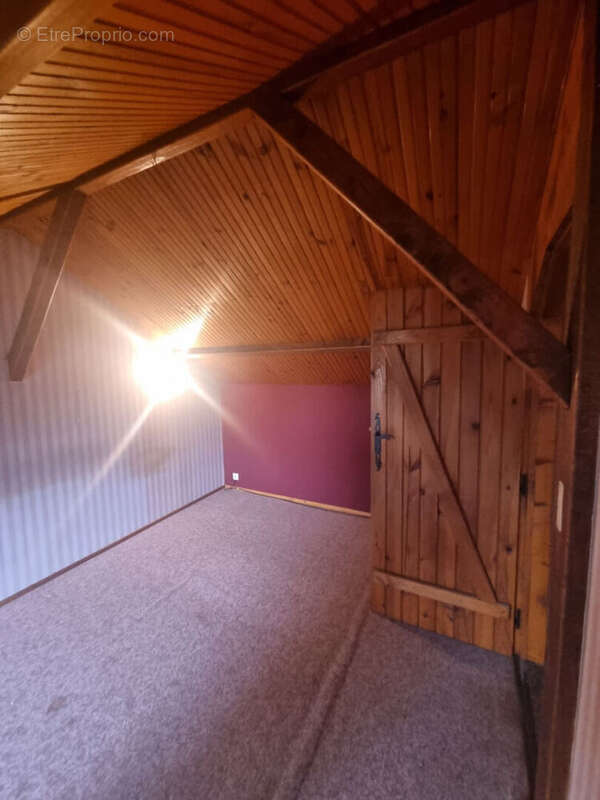 Maison à BEAULIEU-SUR-LAYON