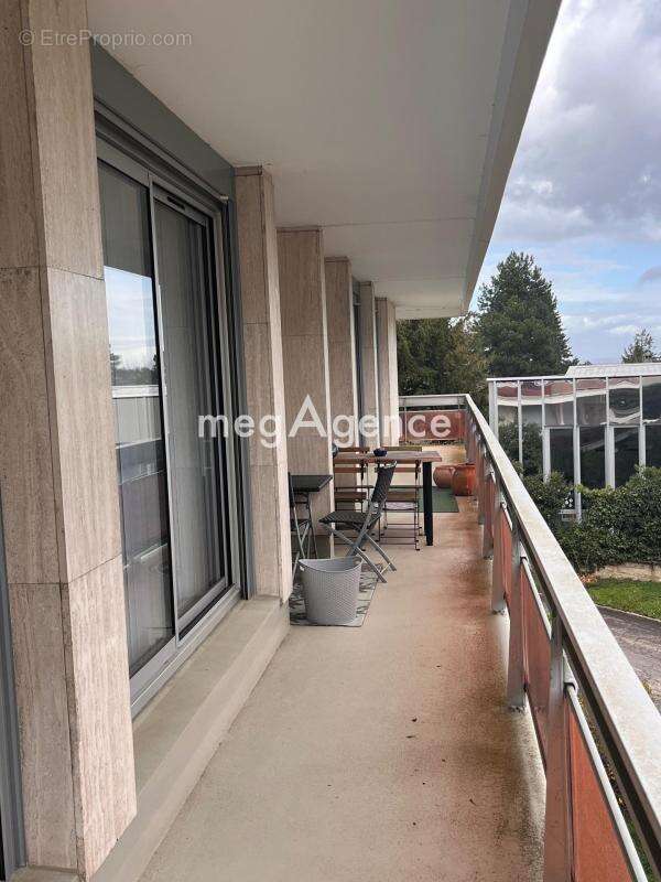 Appartement à MAREIL-MARLY