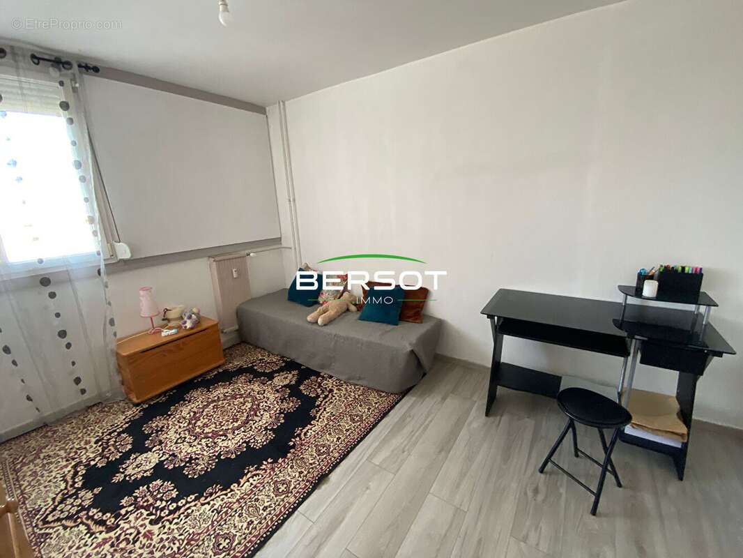 Appartement Vesoul centre 5 pièce(s) 97.59 m2 - photo 8