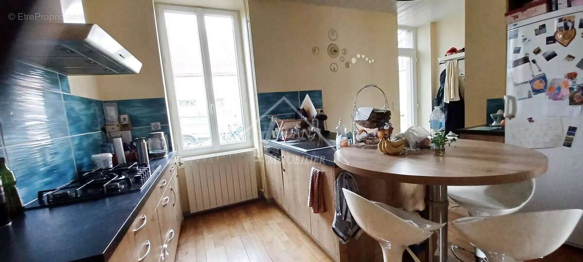 Maison à SAINT-MENOUX