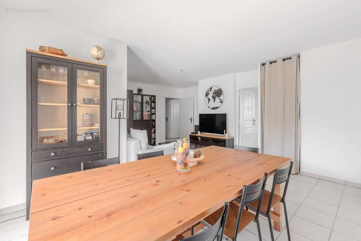 Photo 2 - Appartement à AUCAMVILLE