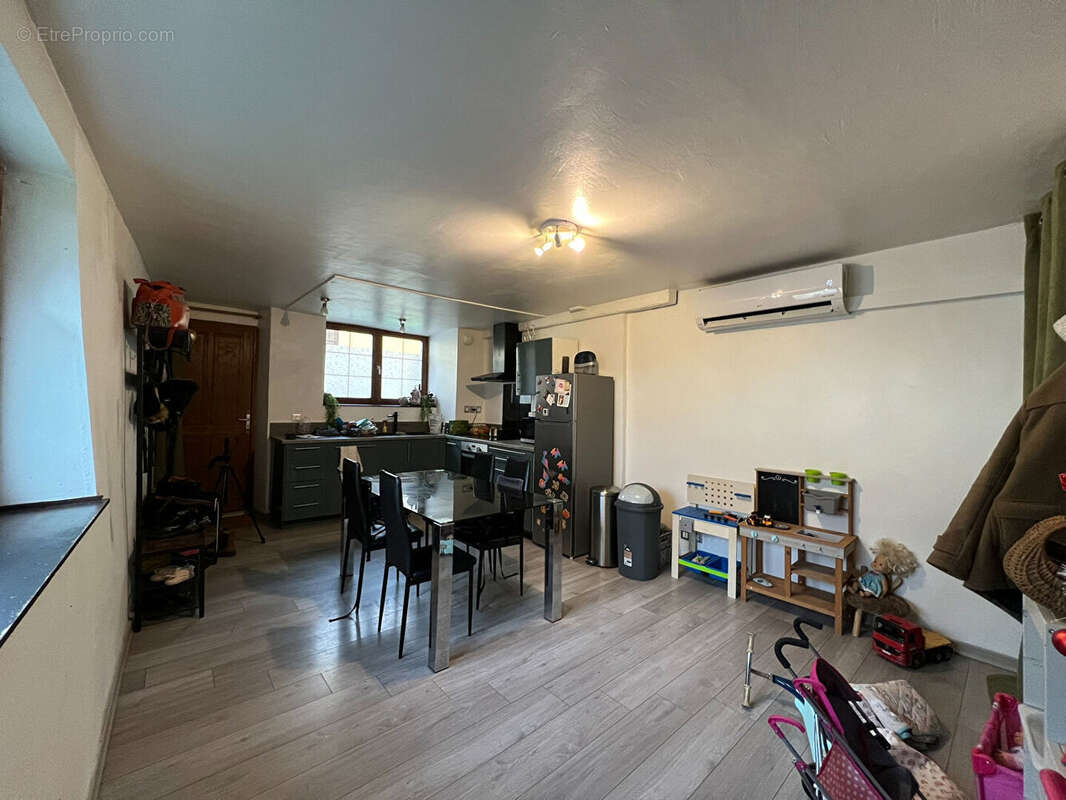 Appartement à GRESY-SUR-ISERE