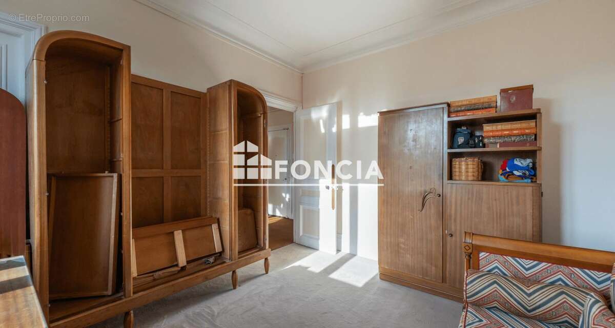 Appartement à NANTERRE