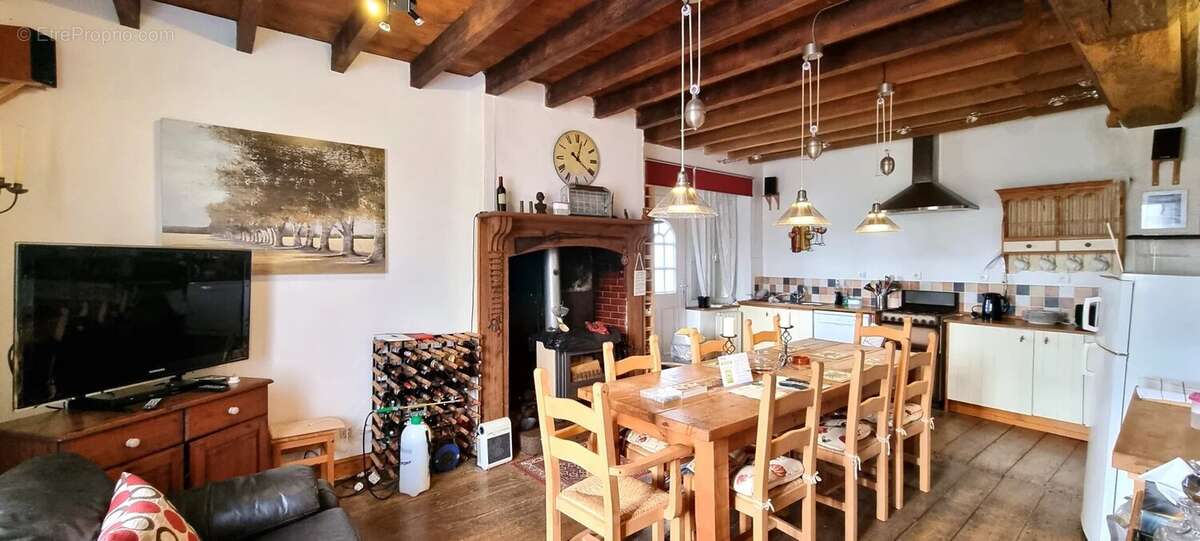 Maison à LE TEILLEUL