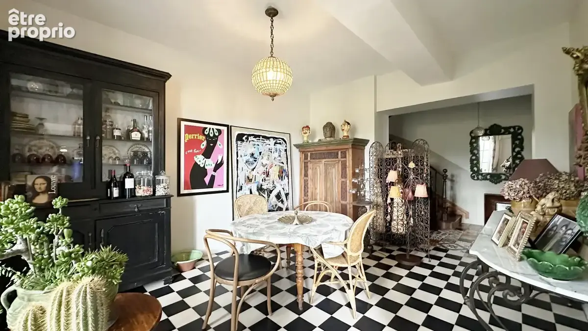 Maison de maitre de type t8 de 375 m2 dont une maison d'invite + 3 dependances - photo 13