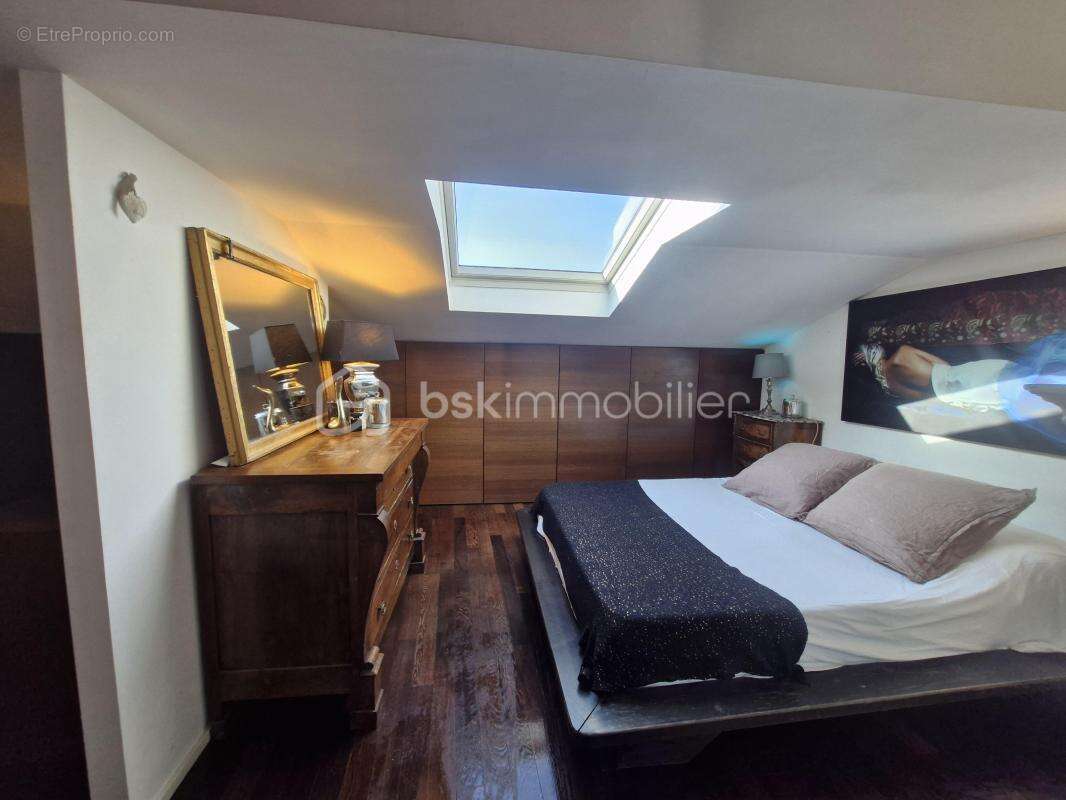 Appartement d'exeption,4e et dernier étage, calme, climatisé, terrasse de 11 m2, vue sur les toits, au cœur des Carmes - photo 10