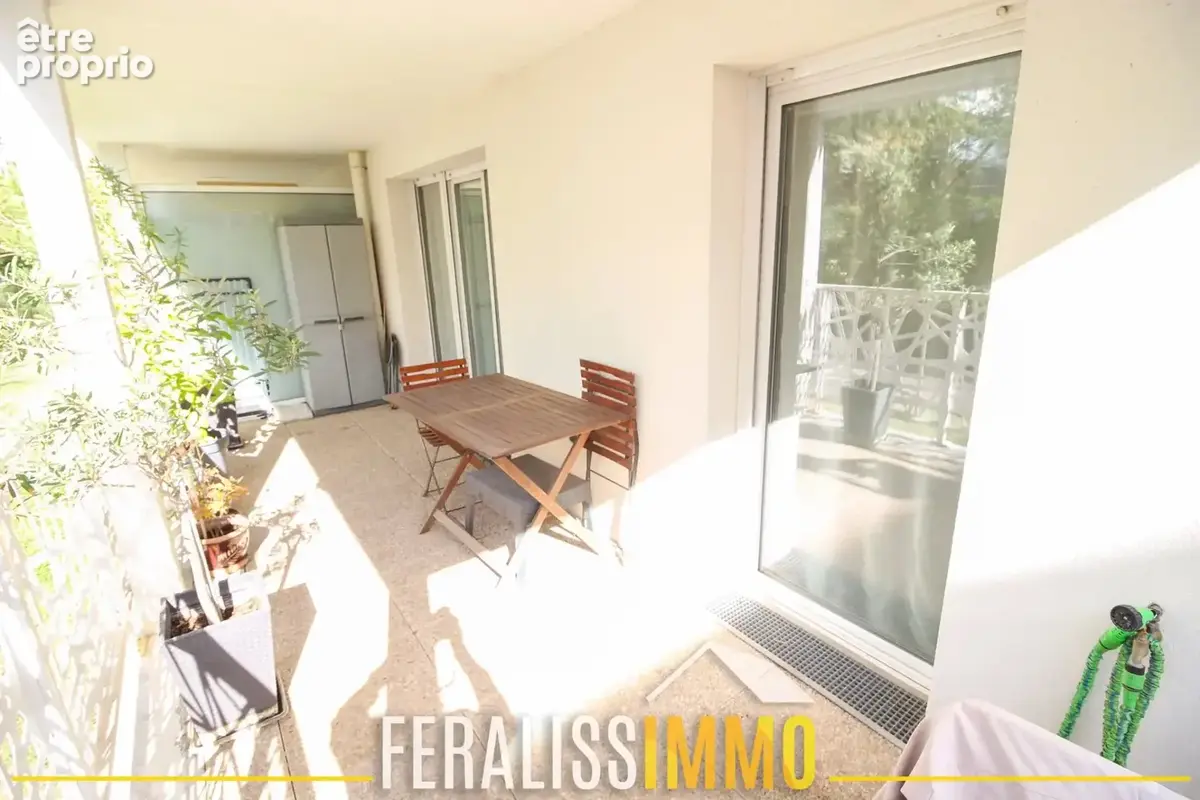 Bel appartement F2 en rez-de-chaussée avec terrasse et park - photo 9