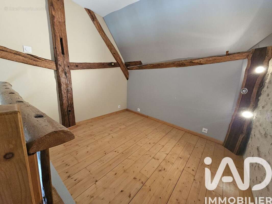 Maison 146 m² à Danze  - photo 8