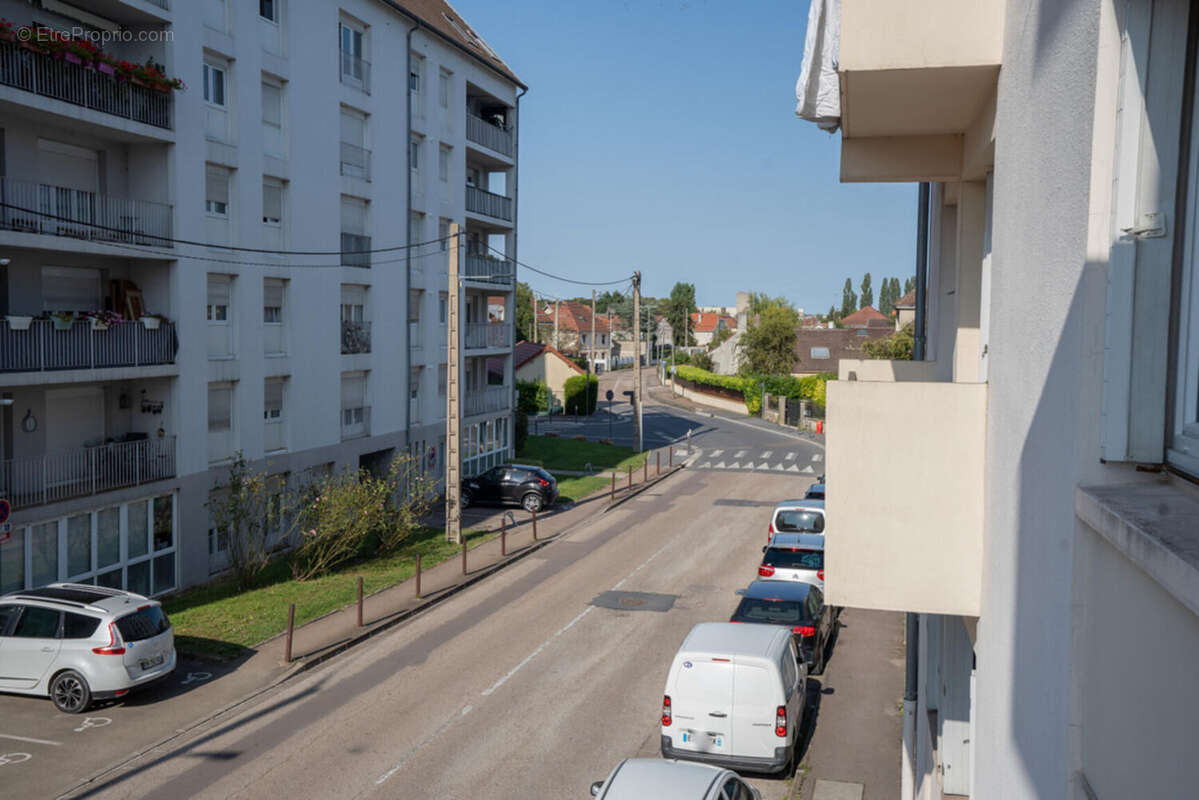 Photo 2 - Appartement à TROYES