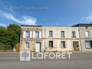 Maison à SAINT-GENIS-DE-SAINTONGE