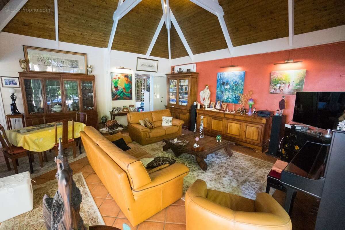 Maison à SAINT-DENIS