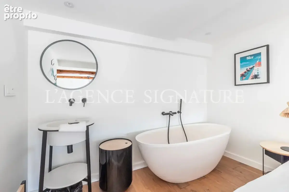 Nice Vieux-Nice "Paul" 2P 50m2 Duplex - Coup de Coeur - Vue Cours Saleya - photo 9