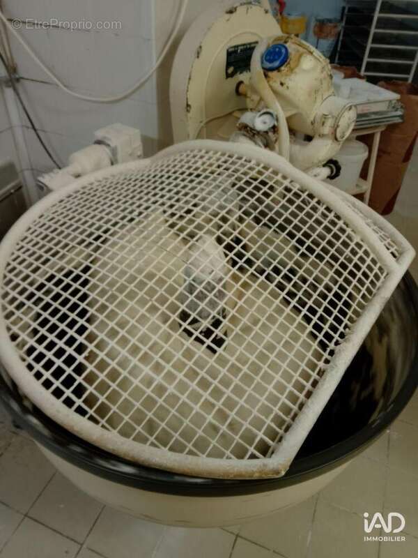 Photo 5 - Commerce à TALAIRAN