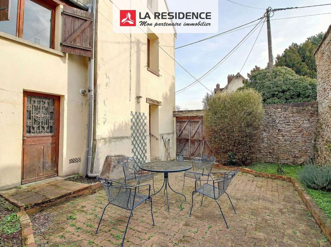 Maison 256 m² à Orgeval  - photo 6
