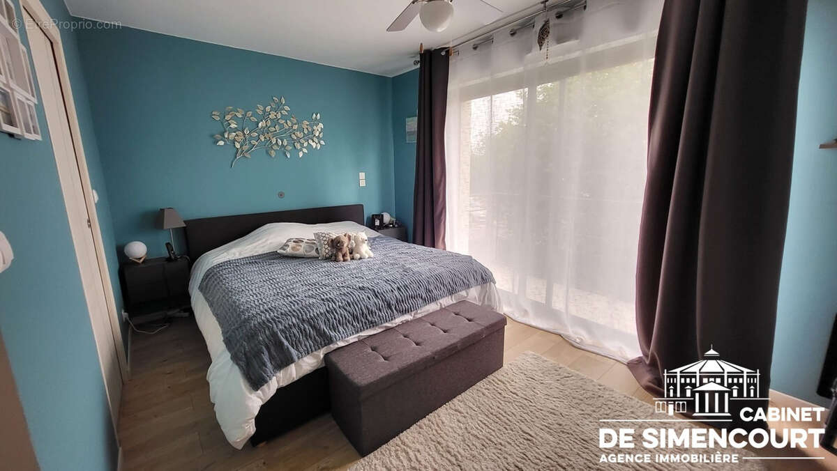 Maison à VERS-SUR-SELLES