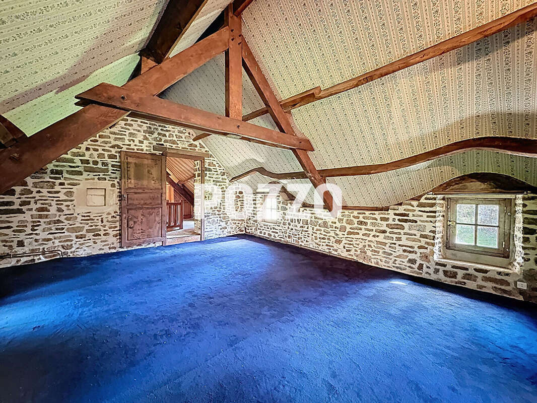 Maison de caractère 5 pièces avec jardin et dépendance - LE MESNIL - Terrain de 2494 m² - photo 9