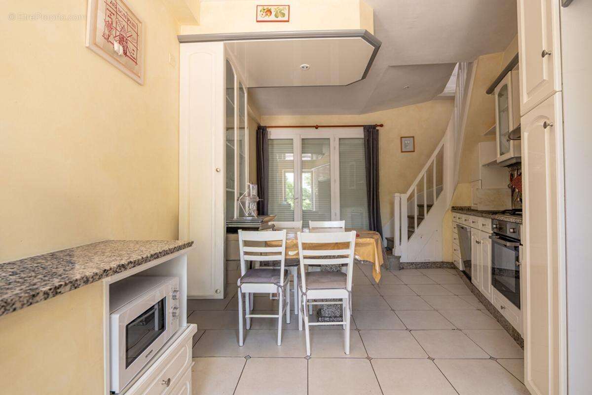 Lieux uniques ® x propriétés privées ® maison de maitre de 115 m², cour, garage 35 m² beaugency centre - photo 7