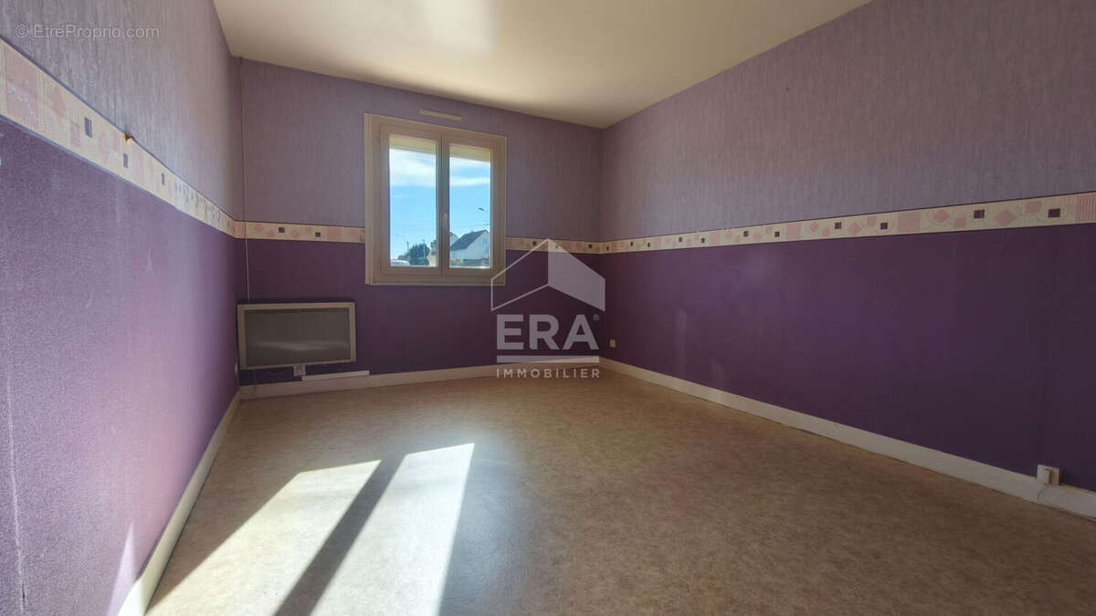 Maison à THIRON-GARDAIS