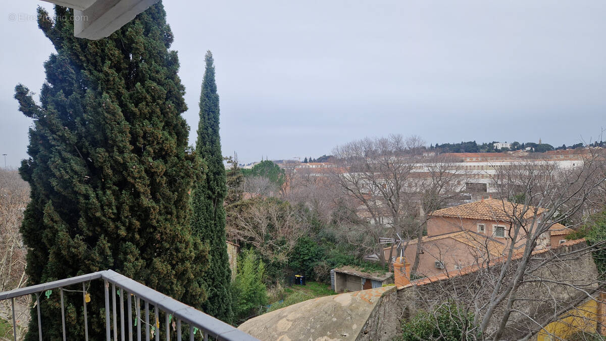 Appartement à NIMES