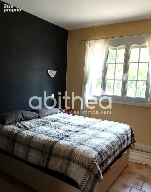 Maison de plain-pied de 125 m2 et 2900 m2  de terrain - photo 7