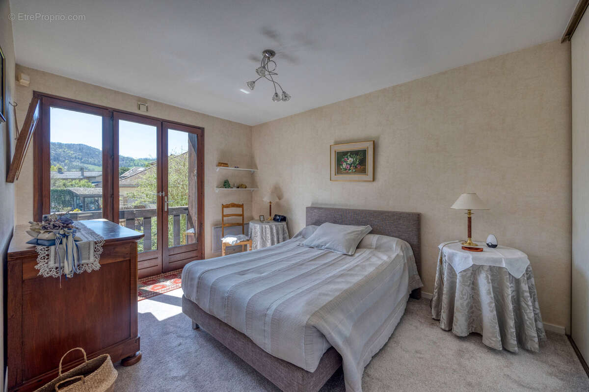 Maison à BRIE-ET-ANGONNES