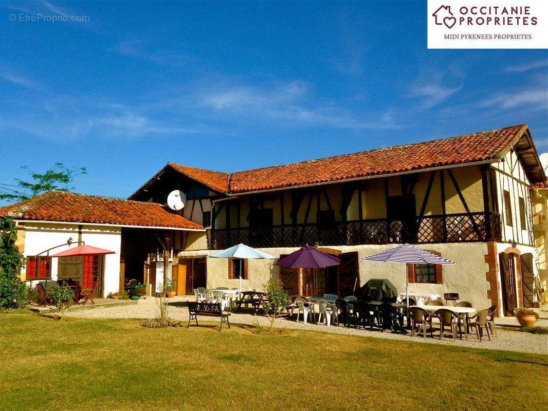 Maison à SAINT-ARROMAN