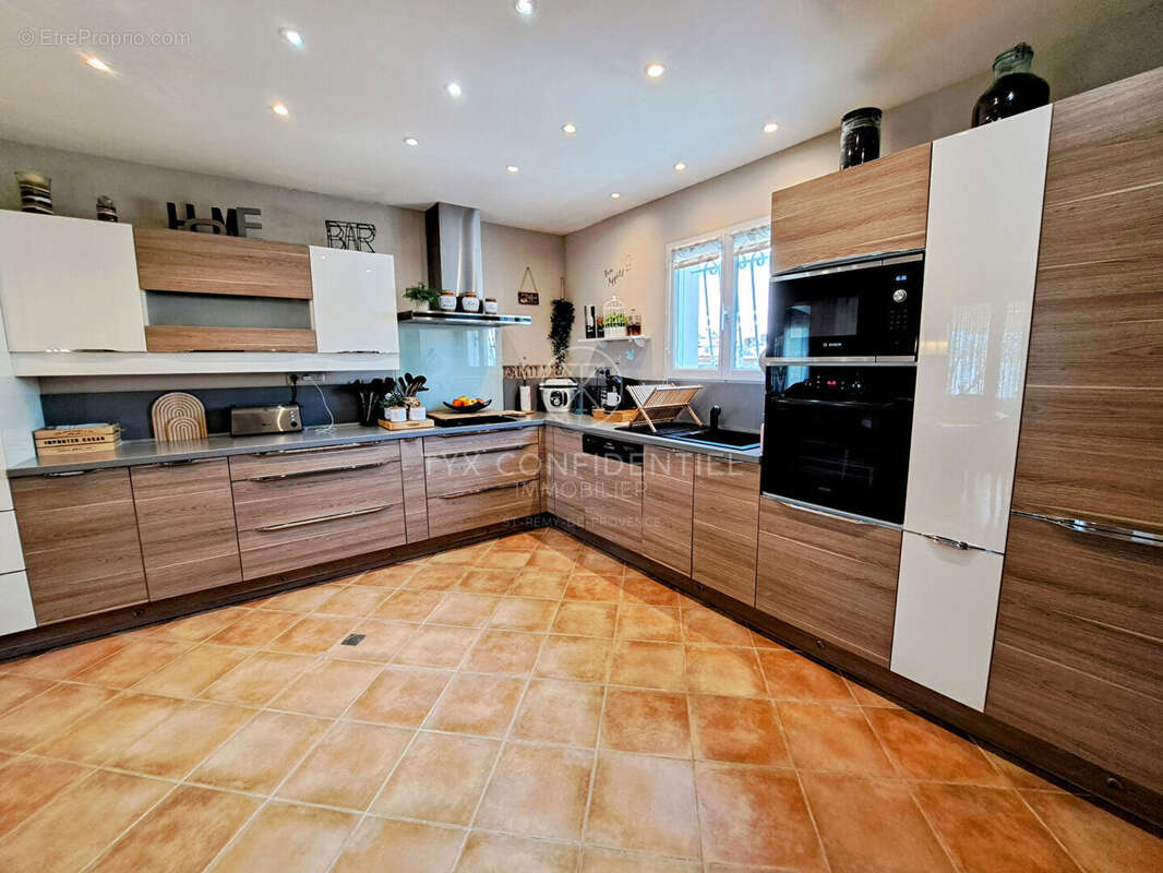 Maison à SAINT-REMY-DE-PROVENCE