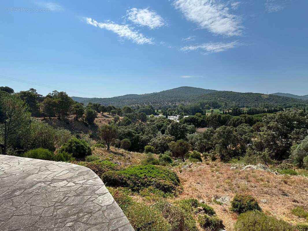 Maison 33 m² à Roquebrune-Sur-Argens  - photo 9
