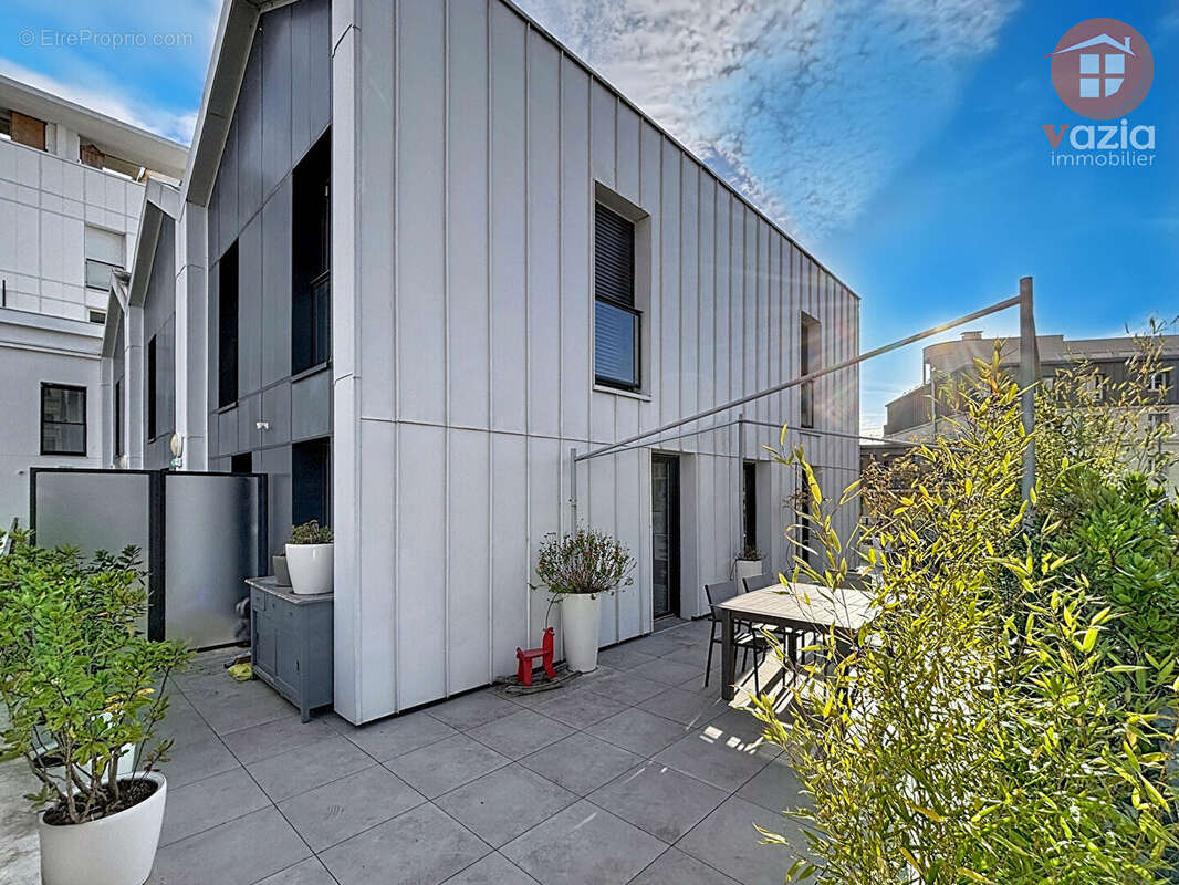 Appartement à PUTEAUX