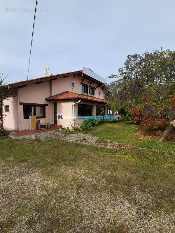 Maison à ORLEIX