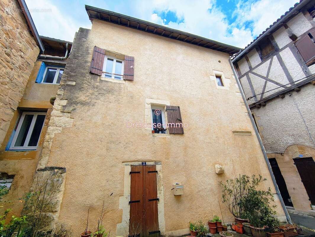 Maison à THIVIERS