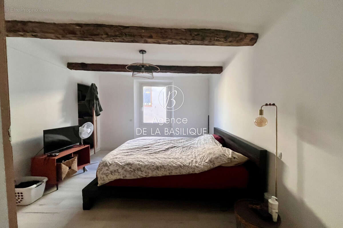 Maison à SAINT-MAXIMIN-LA-SAINTE-BAUME