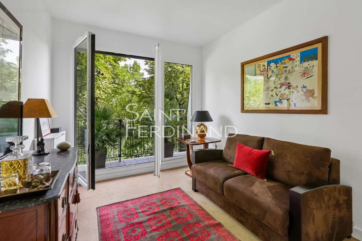 Neuilly Château 2 chambres Balcon - photo 9