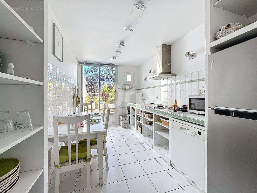 Appartement à FONTENAY-SOUS-BOIS