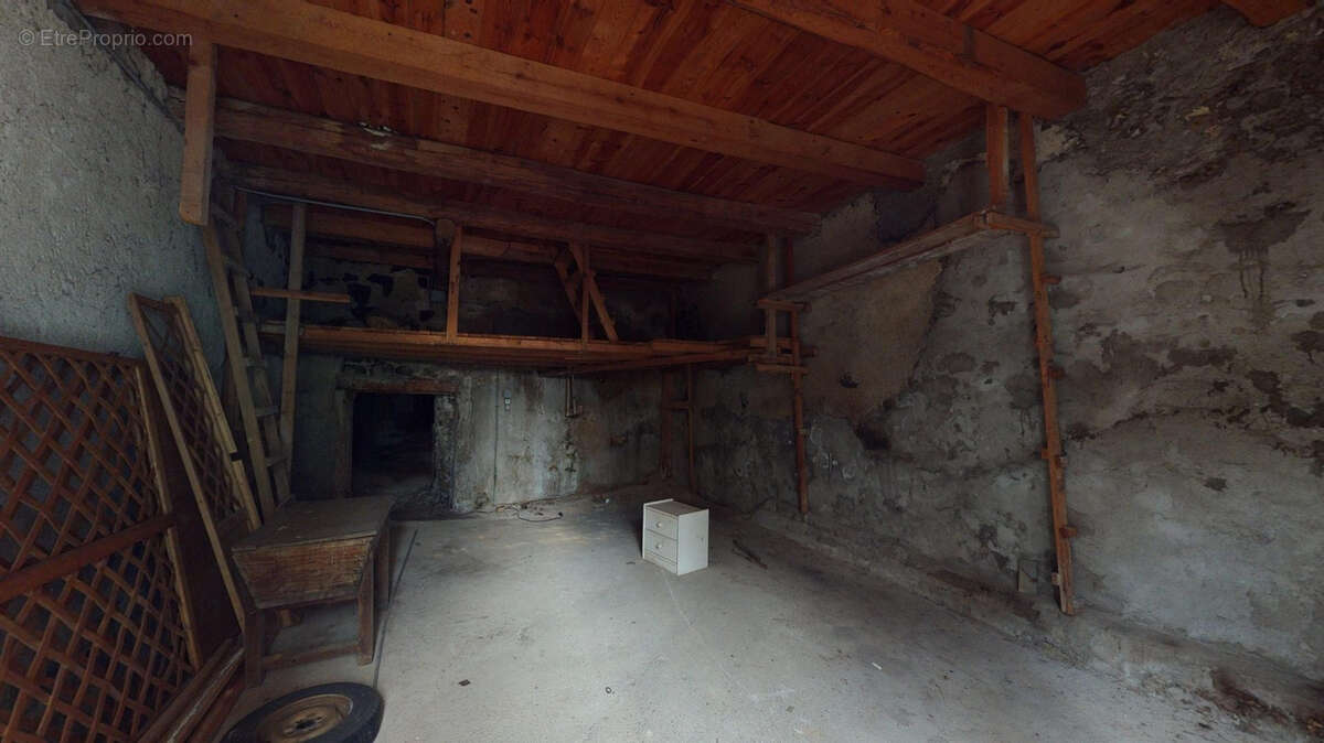 Appartement à LE MONASTIER-SUR-GAZEILLE