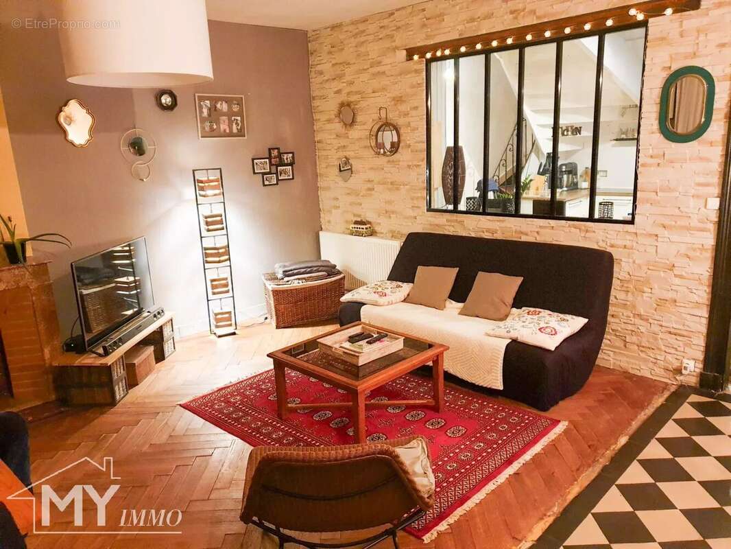 Maison à CASTILLON-LA-BATAILLE